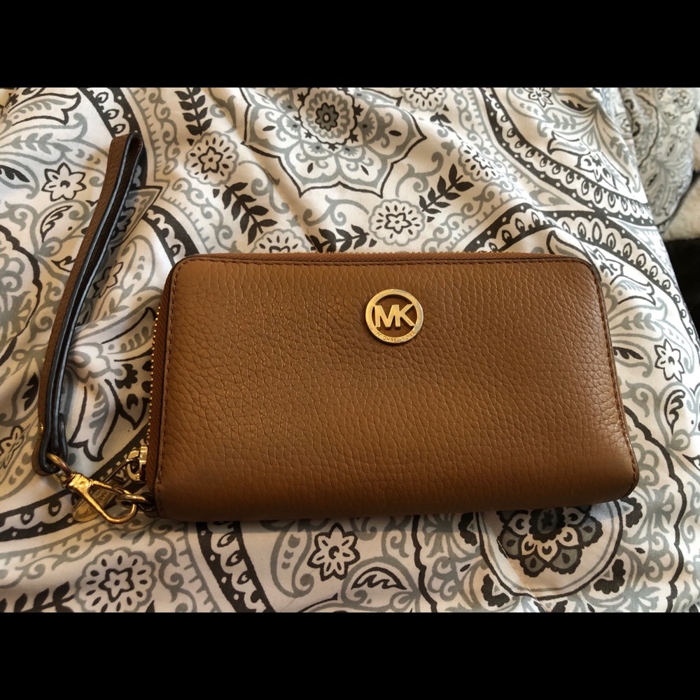 Michael Kors Wallet with wristband